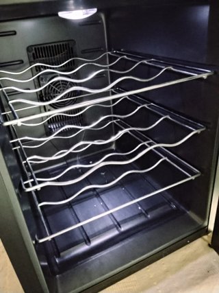 Vinoteca para 9 botellas