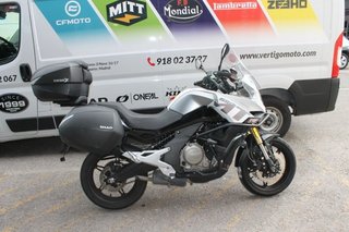 CFMOTO 650 MT
