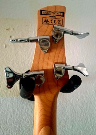 Bajo Ibanez Gio Sunburst 4 cuerdas