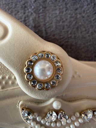 Crocs Classic Beige con Perle e Strass