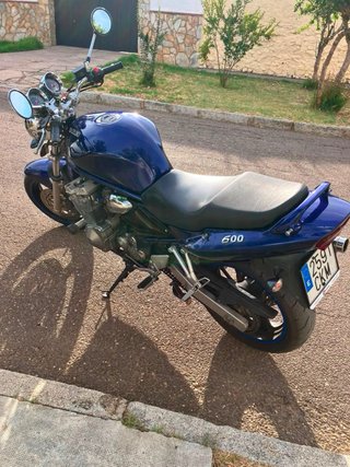Suzuki Bandit GSF 600 Naked Azul