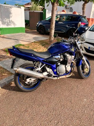 Suzuki Bandit GSF 600 Naked Azul