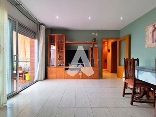 Piso en venta en El Castell-Poble Vell en Castelldefels