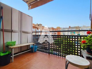 Piso en venta en El Castell-Poble Vell en Castelldefels
