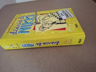 Diario de Nikki 7: Una famosa con poco estilo