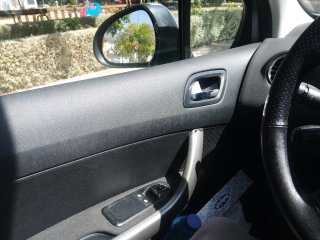 Peugeot 308 2011