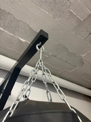 Saco Boxeo Tunturi 1.80m + Soporte Pared