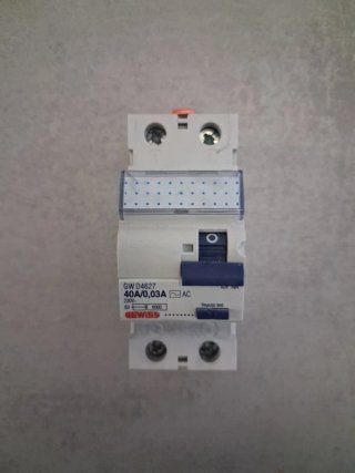 Conjunto Eléctrico Interruptores y Fusibles