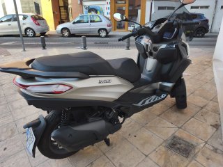 Piaggio MP3 Trike Negro/Plateado