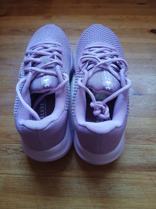 Under Armour Charged Pursuit 3 Talla 36.5