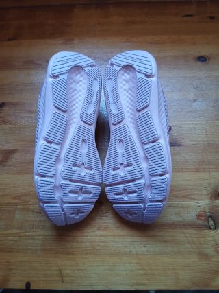 Under Armour Charged Pursuit 3 Talla 36.5