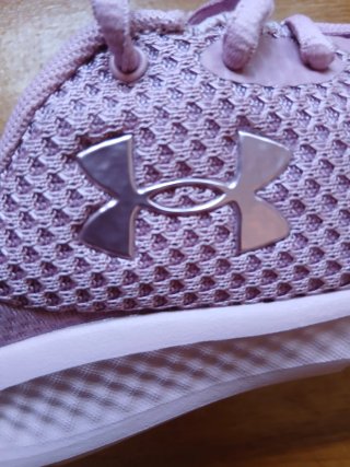 Under Armour Charged Pursuit 3 Talla 36.5