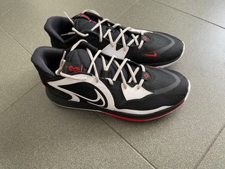 Nike Kyrie Low Talla 47.5
