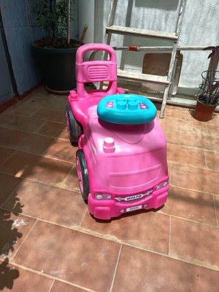 Moto de bebé rosa