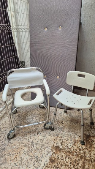Silla de ducha con ruedas/WC + silla de ducha