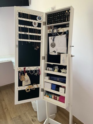 Espejo joyero de cuerpo entero con gran capacidad