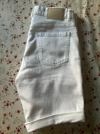 Pantalon corto talla 42 blanco mango