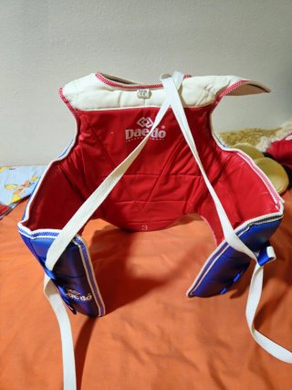 Peto Daedo Taekwondo Talla 3. Como nuevo.