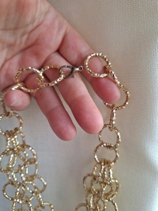 Collana a catena dorata