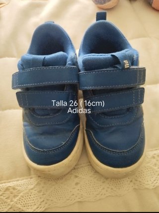 Ropa varia con poco uso o sin estrenar .18 a 36 m