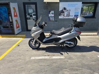 Piaggio X Evo 400 Maxi Scooter