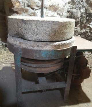 Molino eléctrico para cereales