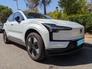 Volvo EX30 2026