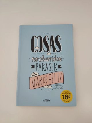 Libro Cosas no aburridas para ser mar de feliz.