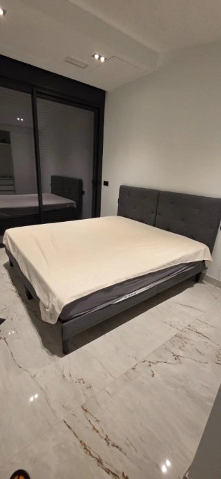 Estructura cama 180x200 + Colchón EMMA