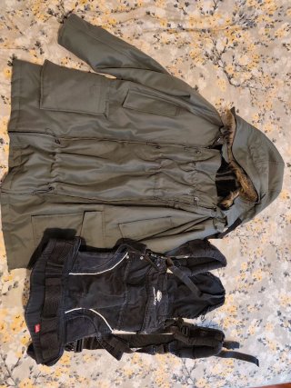 Chaqueta portabebés y Manduca