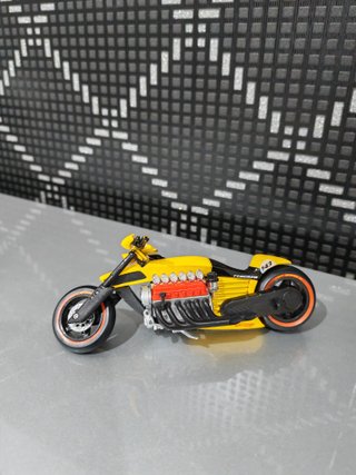 Hot Wheels Street Power Ferenzo 1:18