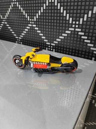 Hot Wheels Street Power Ferenzo 1:18