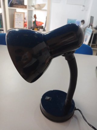Lámpara flexo vintage negra y azul