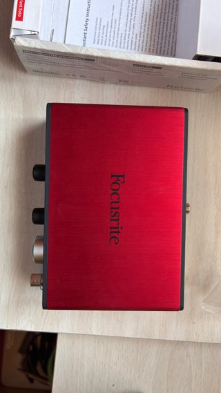 Focusrite Scarlett Solo Interfaz Audio