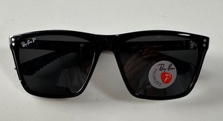Gafas de sol Ray-Ban Polarizadas Negras