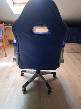 Silla gaming/estudio azul y negra