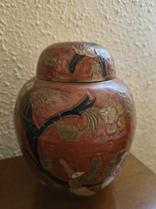 Lote piezas estilo oriental: jarrón, bote y plato