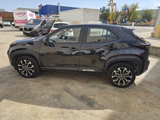 CUOTA 325€ - Toyota Yaris Cross 2023 1.5 120CV HEV