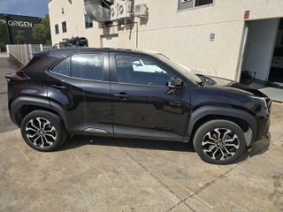 CUOTA 325€ - Toyota Yaris Cross 2023 1.5 120CV HEV