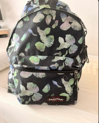 Mochila Eastpak floral