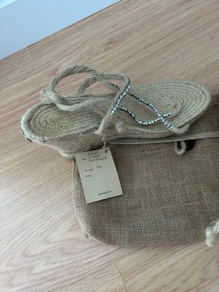 Alpargatas Deco's Beige/Plata Talla 40