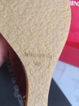 Zapatos Leygus ante cuña burdeos