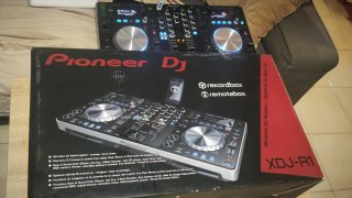 Pioneer XDJ-R1 Controladora DJ Negra