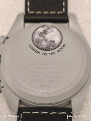 Reloj Swatch Moonswatch Mission to Earthphase