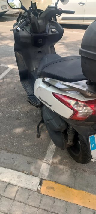 Kymco Superdink 125cc Maxi Scooter