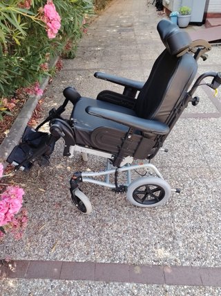 Silla de ruedas Invacare Rea Clematis