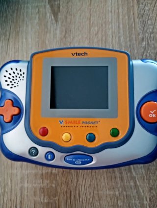 Consola Vtech con juegos