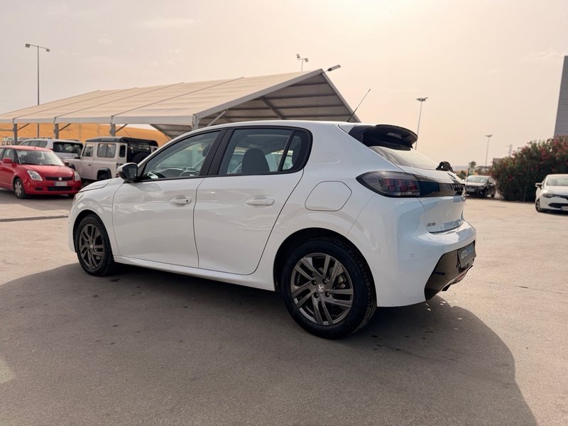 Peugeot 208 2022, foto 5