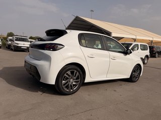 Peugeot 208 2022
