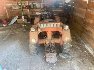 Tractor agrícola